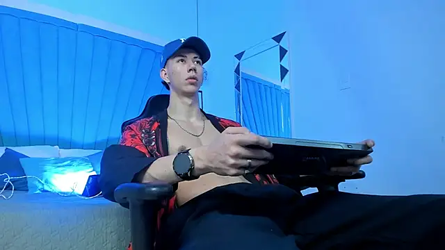 OliverThompsonJS webcam show