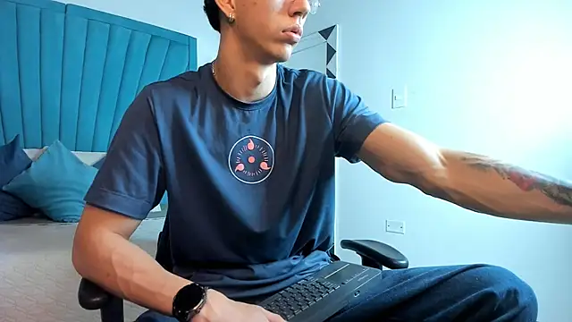OliverThompsonJS Webcamshow