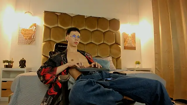 OliverThompsonJS Pertunjukan Webcam