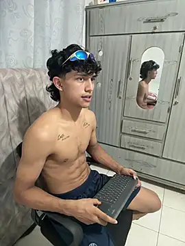 alex_martin47 Webcam-Show