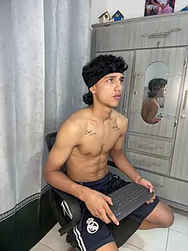 alex_martin47 webcam show