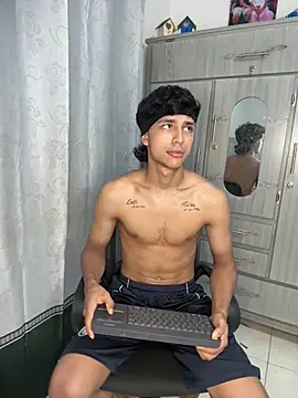 alex_martin47 webcam show