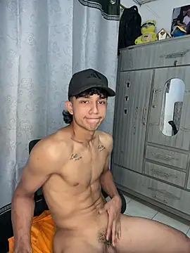 alex_martin47 Adlı Modelin Web Kamerası Şovu