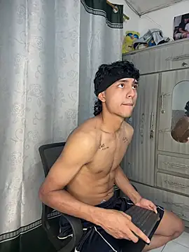 alex_martin47 Webcam show