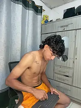 alex_martin47 Adlı Modelin Web Kamerası Şovu