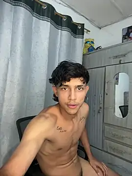 alex_martin47 Webcam show