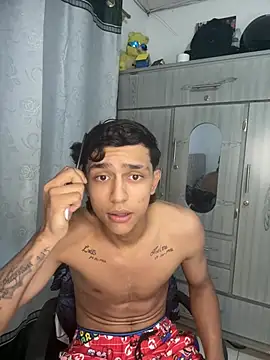 alex_martin47 Webcam Show
