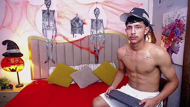 alex_martin47 webkamerás műsora