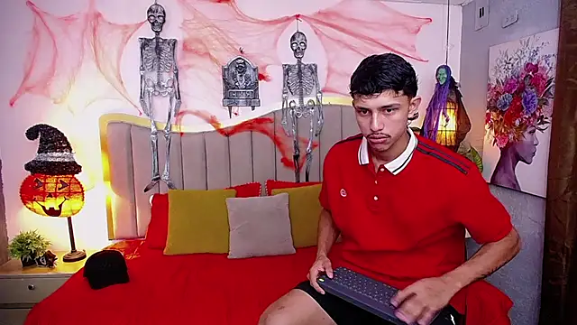 Show modela alex_martin47 na web-kameri