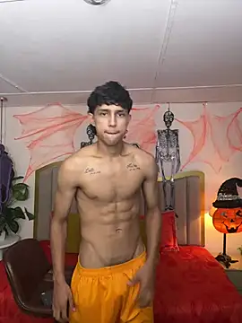 alex_martin47 Шоу с уебкамера