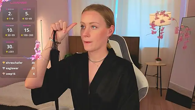 EvaHamilton's Live XXX Chat