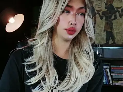 prettybushy Show Webcam