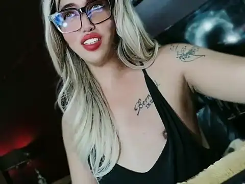 prettybushy Show Webcam