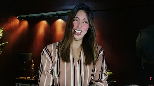 Webkamerová show prettybushy