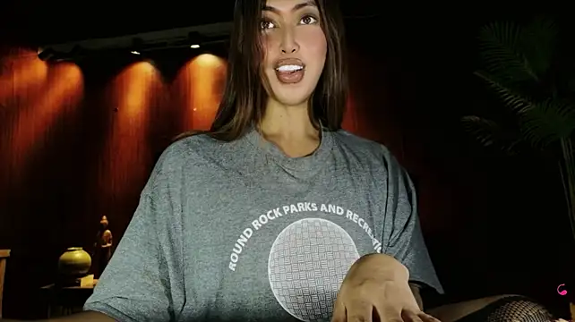 prettybushy Show Webcam