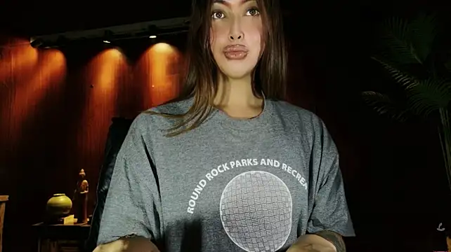 prettybushy Show in webcam
