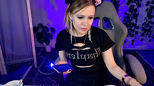 Kumiho_7777's Live XXX Chat