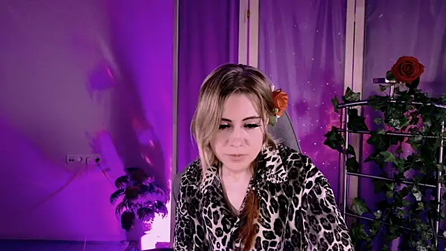 Kumiho_7777 – Naživo XXX chat