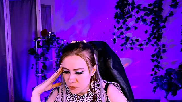 Kumiho_7777's Live XXX Chat