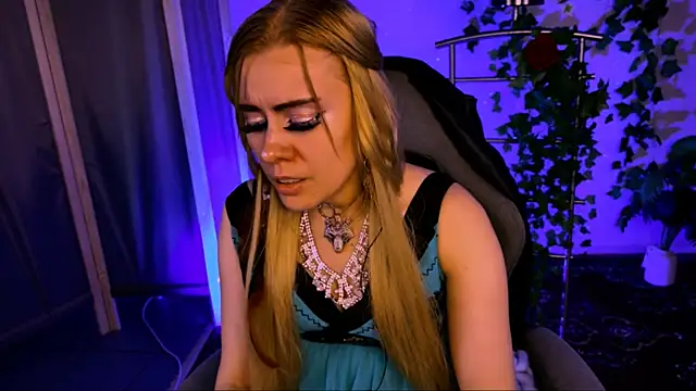 Kumiho_7777's Webcam Show