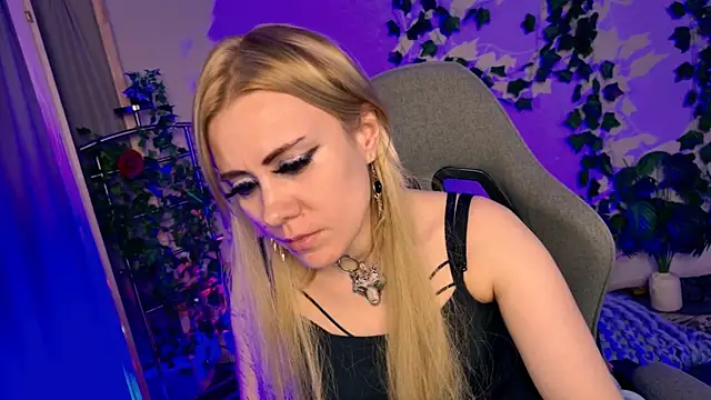 Kumiho_7777's Live XXX Chat