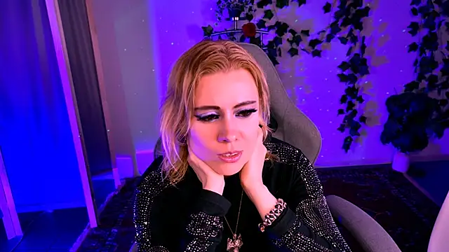 Kumiho_7777's Webcam Show