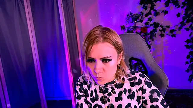 Kumiho_7777 网络视讯表演