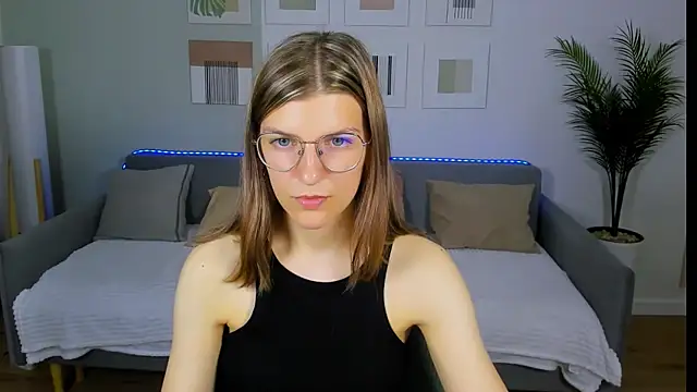 AnnaThorne live XXX chat