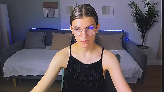 AnnaThorne's Live XXX Chat