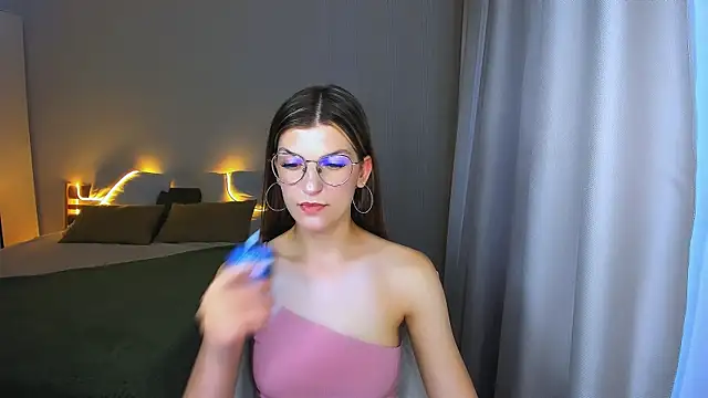AnnaThorne's Live XXX Chat