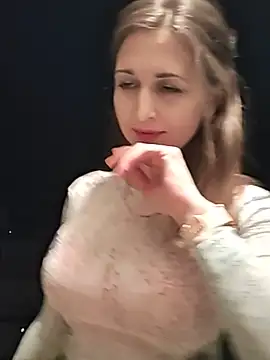 Show modela irresistibelle na web-kameri