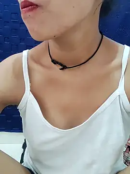 Cute_Naira6n Webbikameraesitys
