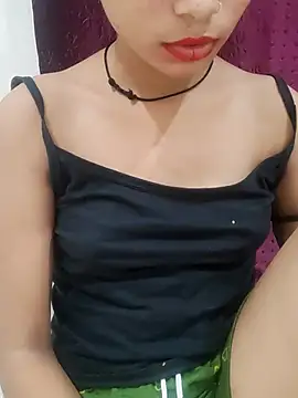 Cute_Naira6's Live Chat Room