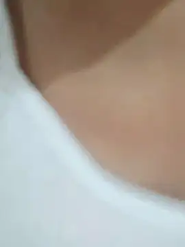 ห้องแชทสดของ Cute_Naira6