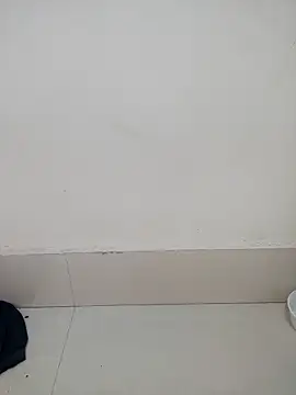 Cute_Naira6 Adlı Modelin Canlı Sohbet Odası