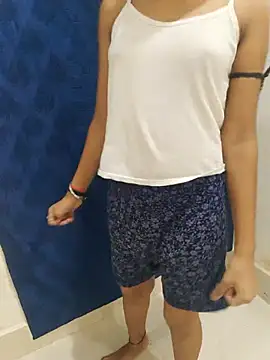 Cute_Naira6 Adlı Modelin Canlı Sohbet Odası