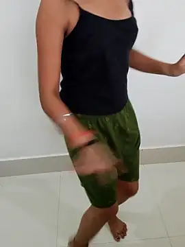 חדר צ'אט בשידור חי של Cute_Naira6
