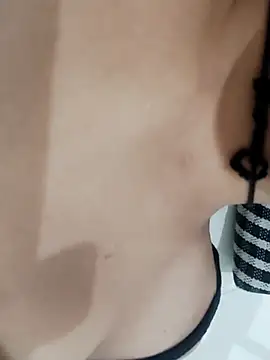 Cute_Naira6 webkamerás műsora