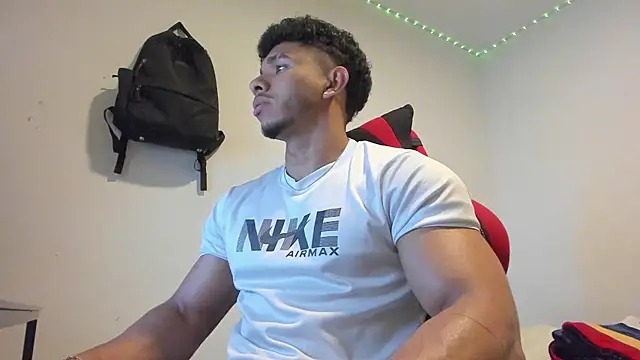 Jayden_VanceJS webkamerás műsora