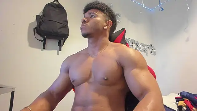Show modela Jayden_VanceJS na web-kameri