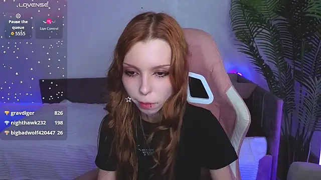 Star_Tarra's Live XXX Chat
