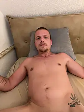 Show modela 420niceguy na web-kameri