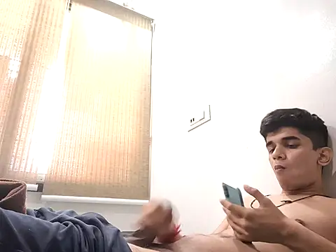 sexyboii_9 Webcamshow