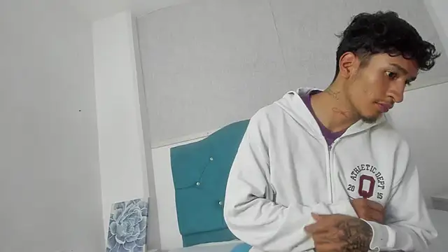 Zayn_Moretti webcam show