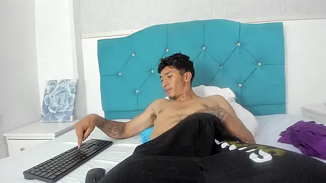 Zayn_Moretti webcam show