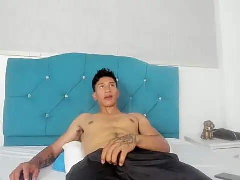 Zayn_Moretti Pertunjukan Webcam