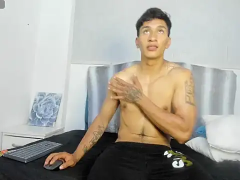 Zayn_Moretti: вебкам-шоу