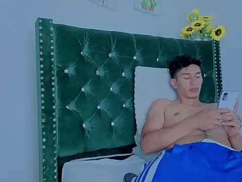 Zayn_Moretti Adlı Modelin Web Kamerası Şovu