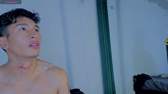 Zayn_Moretti webcam show