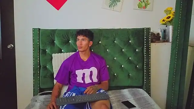 Zayn_Moretti Adlı Modelin Web Kamerası Şovu